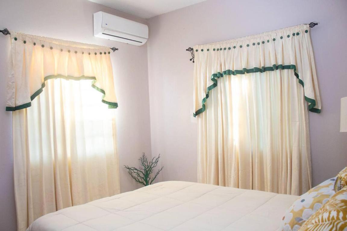 Gorgeous 2-Bed Apartment 3 In St Johns Cosy St. John's Ngoại thất bức ảnh