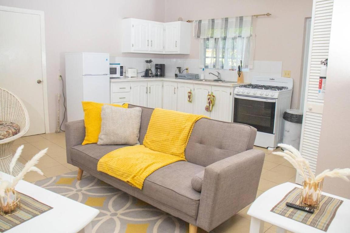 Gorgeous 2-Bed Apartment 3 In St Johns Cosy St. John's Ngoại thất bức ảnh